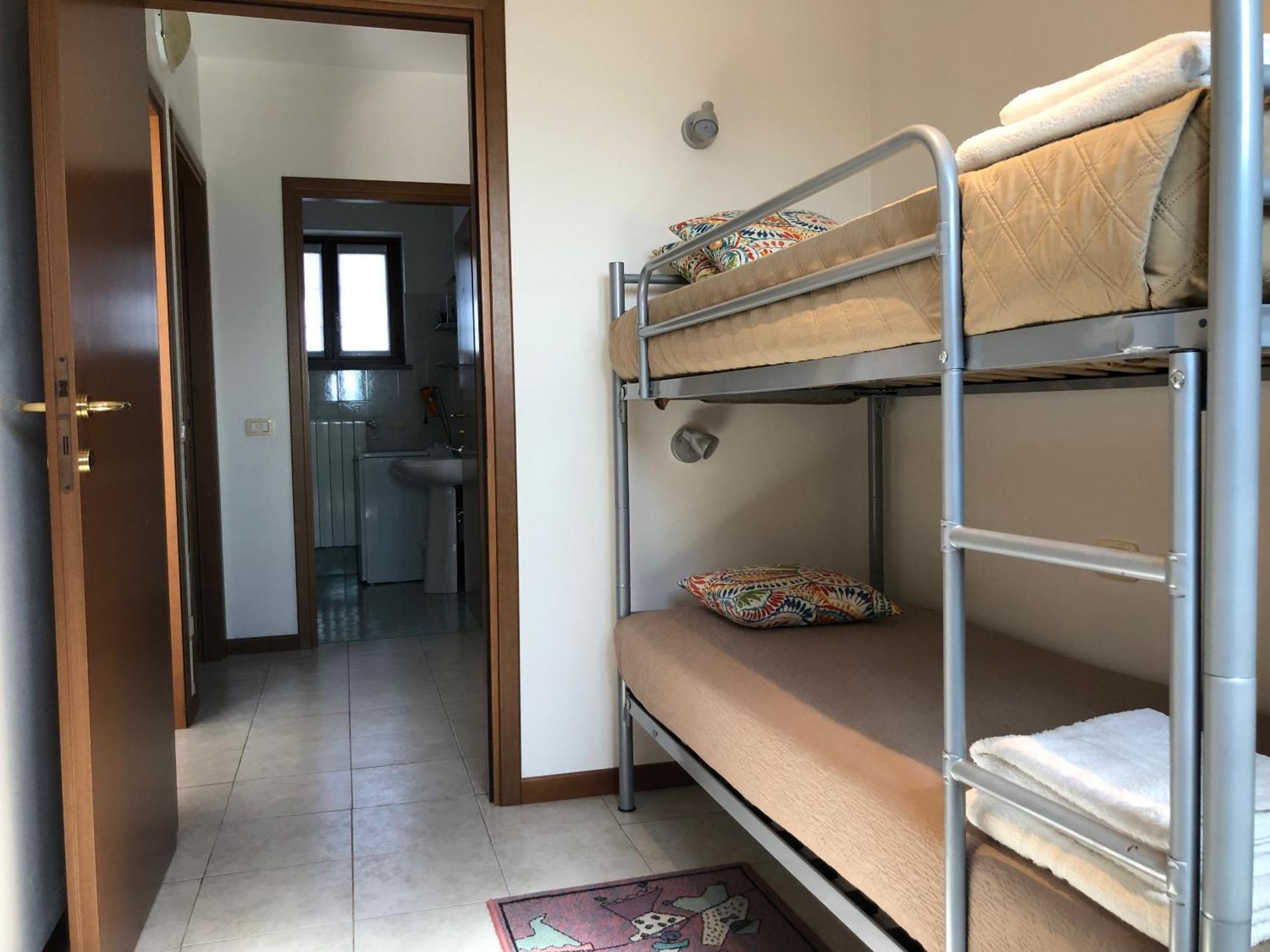 Appartamento Irina'S House With View On Like And Swimming Pool Riva di Solto Esterno foto
